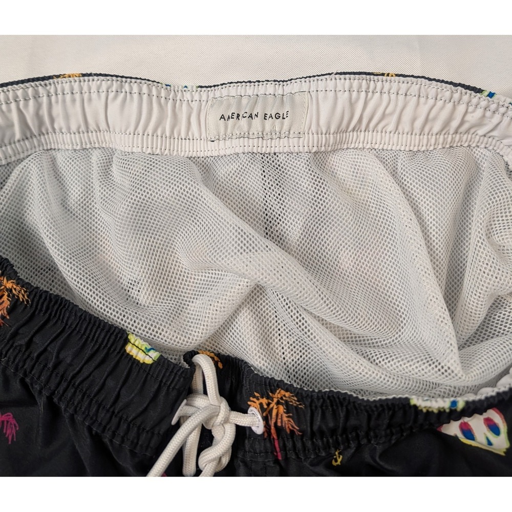 American Eagle Mens Swim Trunks Skull Palm Tree Graphic Print Board Shorts Black - Picture 4 of 12